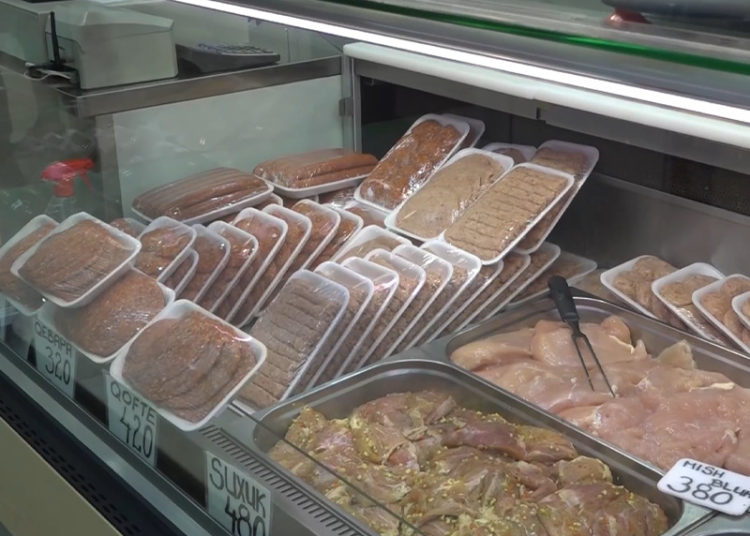 Anketë: Tregtarët konfirmojnë se ka rënie të butë të çmimeve të produkteve