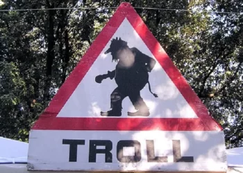 CIVILi e ul nivelin e tolerancës për trollët, ngacmuesit në internet dhe profilet keqdashëse të mediave sociale