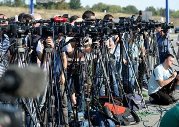 CIVIL: Sulmet ndaj punonjësve të medias janë sulm ndaj lirisë së fjalës dhe të drejtave të njeriut në tërësi!