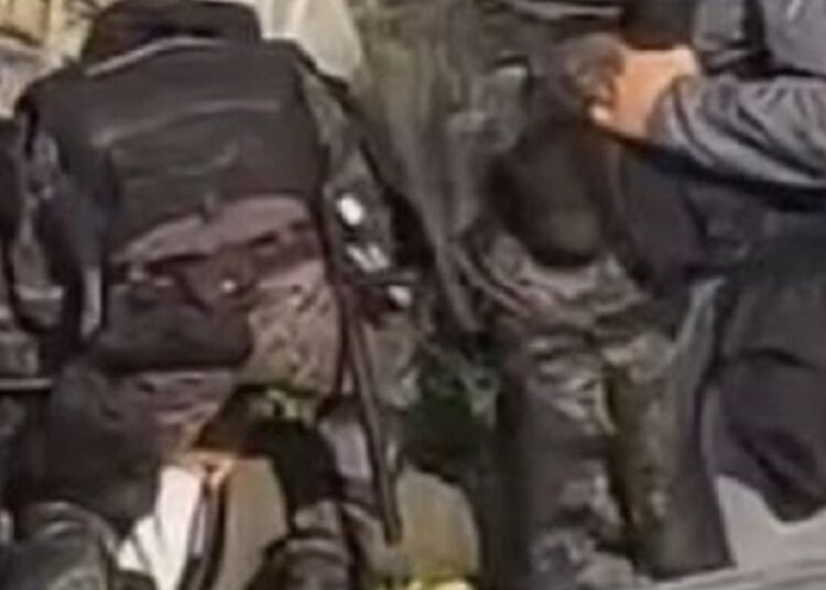 CIVIL- i dënon ashpër brutalitetin e policisë ndaj gazetarit Furkan Saliu, kërkon lirimin e tij dhe hetim për shkeljen e të drejtave të njeriut