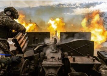 Pas urave, ukrainasit tani sulmojnë portet e Rusisë