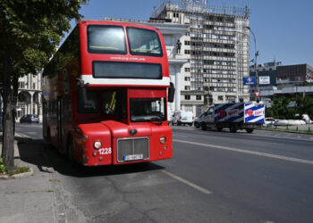 Studentët rrezik të mbeten pa transport falas? Janevska: Do të planifikojmë për vitin e ardhshëm