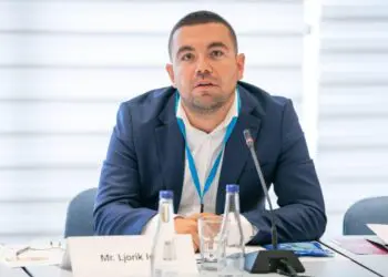 Idrizi: Diskurski si fuqi dhe trinomi i Habermasit