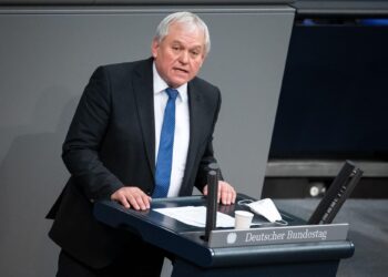 Deputeti gjerman: Autorët e Banjskës duhet të dalin para drejtësisë, do t’ia themi edhe Vuçiqit në Beograd