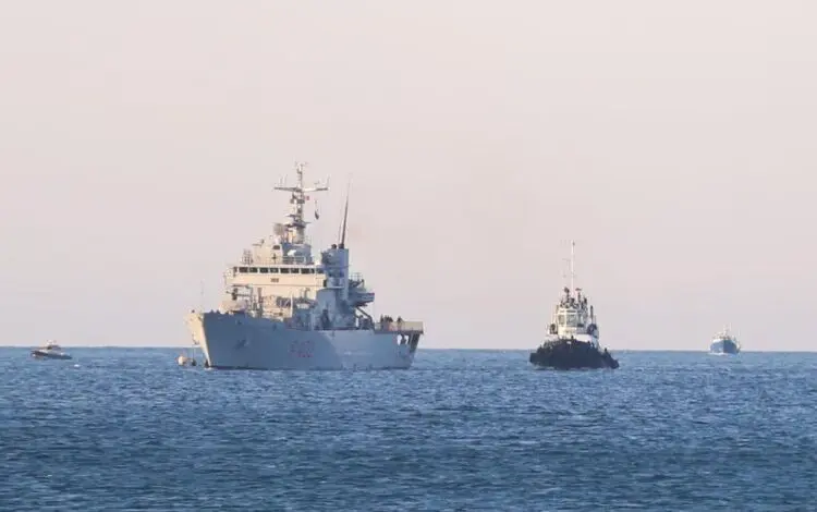 Anija italiane me 16 emigrantë ka zbarkuar në portin e Shëngjinit