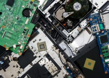 Hulumtimi: Inteligjenca artificiale mund të krijojë 1000 herë më shumë mbetje elektronike deri në vitin 2030