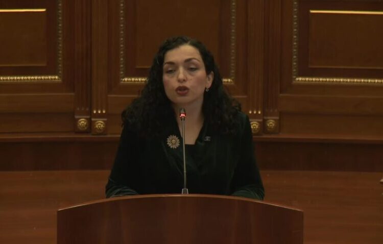 Kryetarja e Kosovës, Osmani: Çdo përpjekje për të minuar të drejtat e shqiptarëve në RMV do të përballet me kundërshtim të vendosur